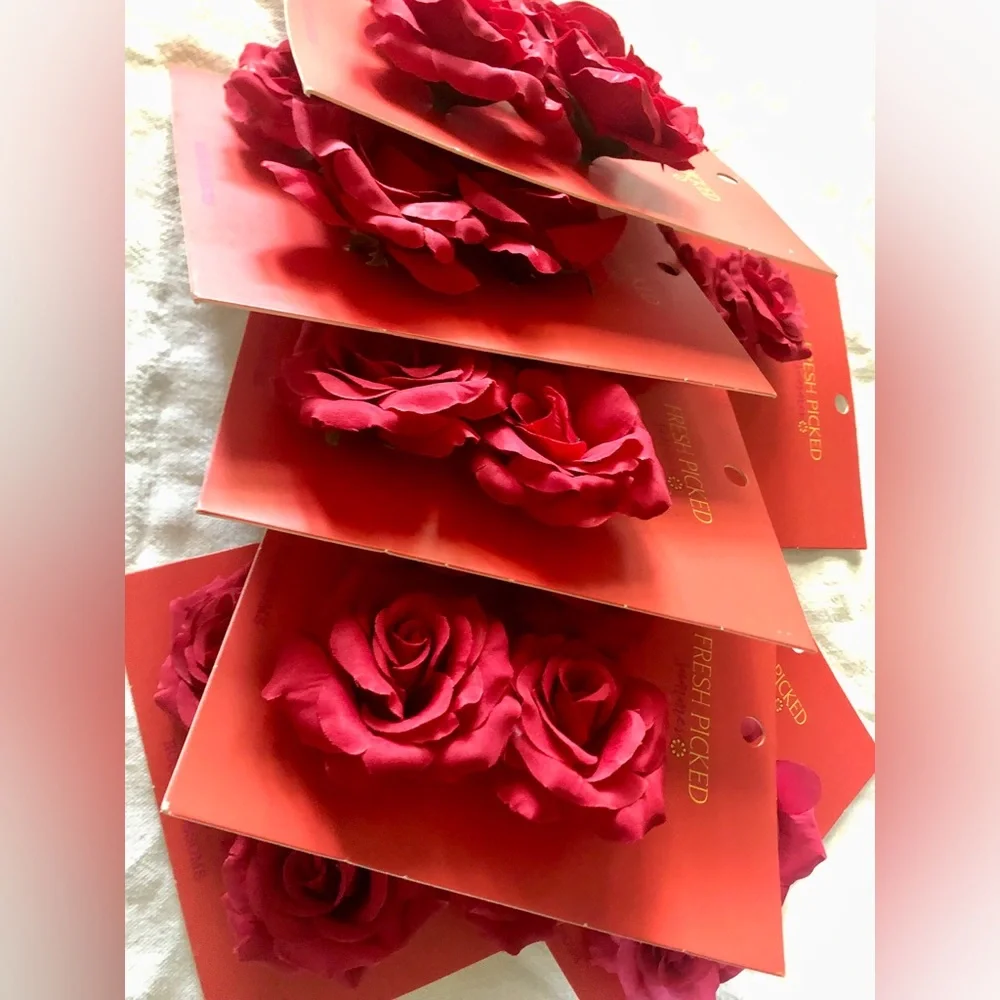 Fresh Picked Summer Jo-Anne’s stock, Red Rose Blossoms for Crafts Weddings NWT